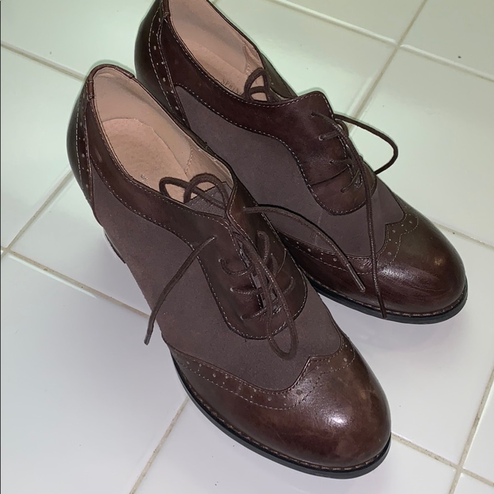Brown ankle boots with mid century flare